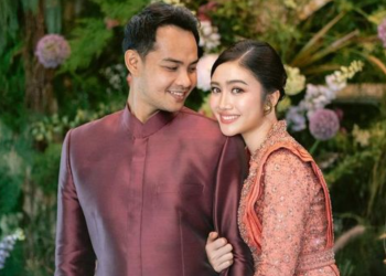 Febby Rastanty dan Drajad Djumantara Resmi Bertunangan